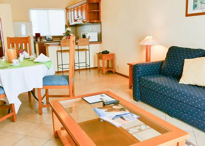 Hotel El Ameyal And Family 3*